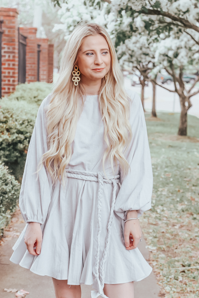 A Fun Dress for Spring and Summer - Blonde in the Burbs